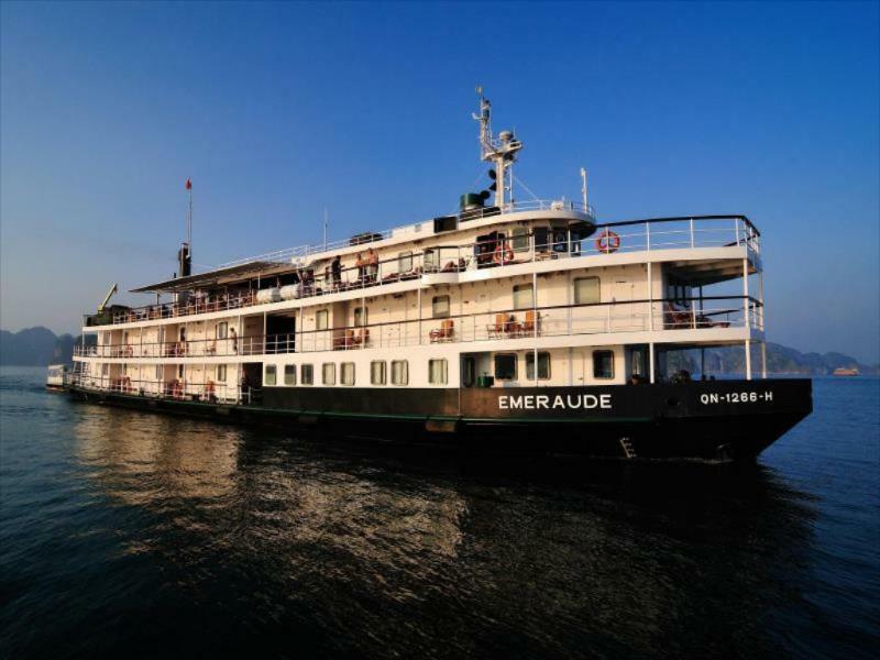 Emeraude Classic Cruises Hotel Ha Long Eksteriør billede